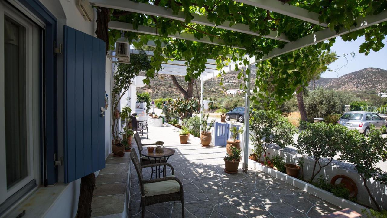 Pension Ageliki Sifnos Platis Gialos  Buitenkant foto