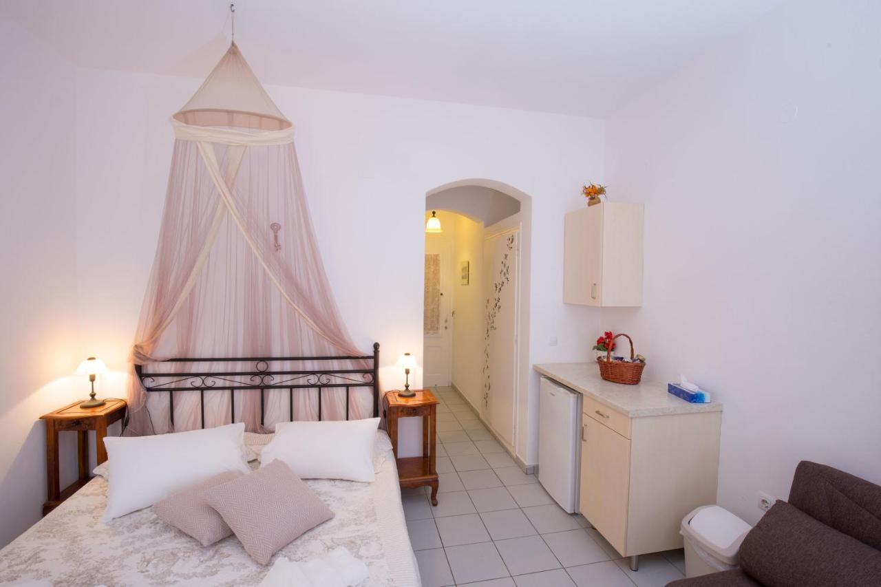 Pension Ageliki Sifnos Platis Gialos  Buitenkant foto